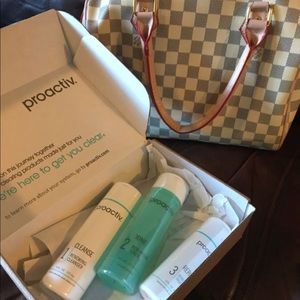 Bag and proactive sold separately